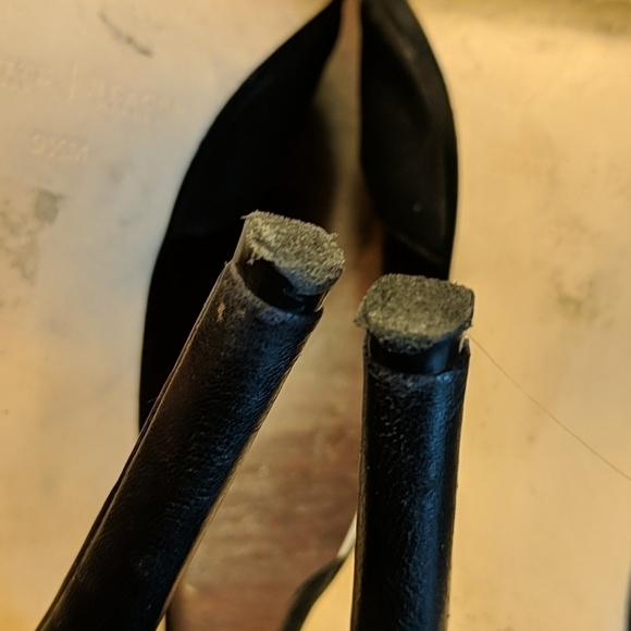 WHITE HOUSE BLACK MARKET Pointed Toe Heels - Picture 6 of 8